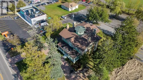 389 King Street Gananoque ON K7G 1G6