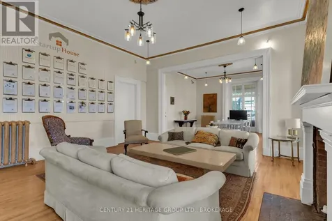 389 King Street Gananoque ON K7G 1G6
