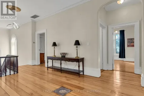 389 King Street Gananoque ON K7G 1G6