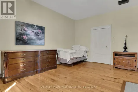 389 King Street Gananoque ON K7G 1G6