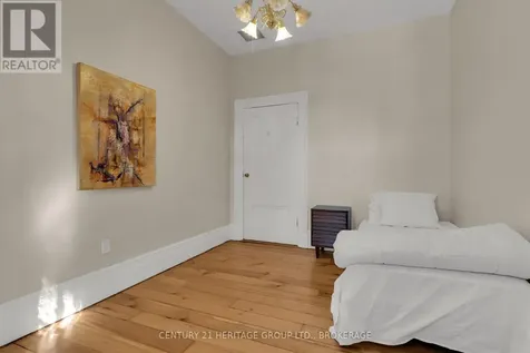 389 King Street Gananoque ON K7G 1G6