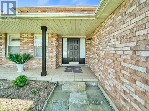 16 Glennie Court Cambridge ON N1T 1L1