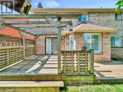 16 Glennie Court Cambridge ON N1T 1L1