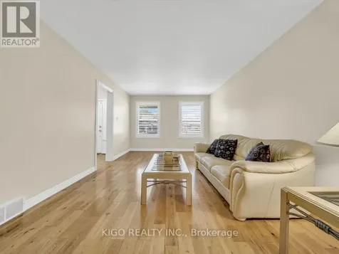16 Glennie Court Cambridge ON N1T 1L1