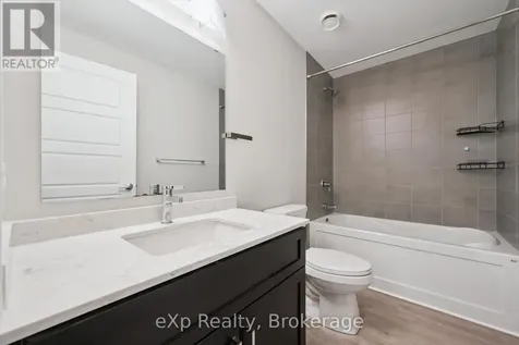 35 Kingsbury Square Guelph (pineridge/westminster Woods) ON N1L 0J4