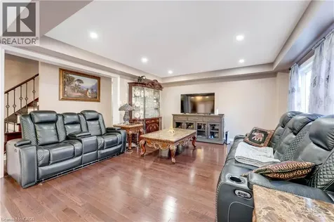 334 Apple Hill Crescent Kitchener ON N2R 0E5