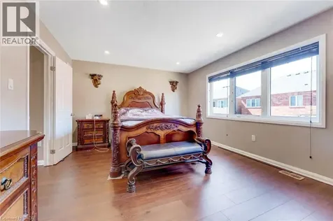 334 Apple Hill Crescent Kitchener ON N2R 0E5
