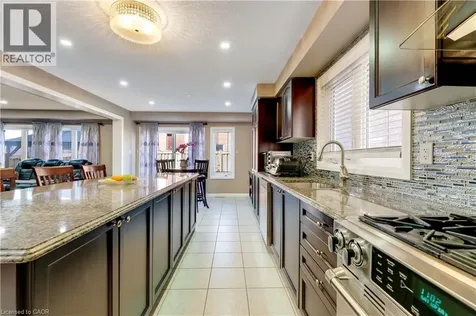 334 Apple Hill Crescent Kitchener ON N2R 0E5