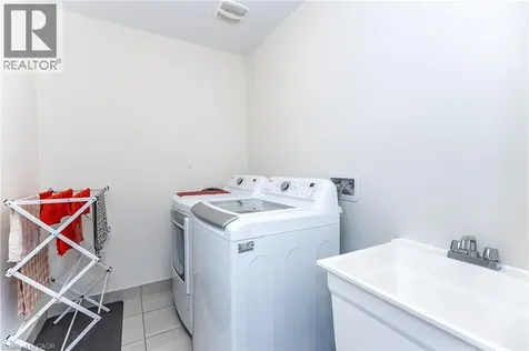 130 Ice Palace Crescent Oshawa ON L1L 0G9