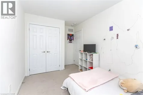 130 Ice Palace Crescent Oshawa ON L1L 0G9