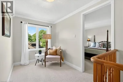 799 Hawkins Crescent Burlington ON L7S 2C2