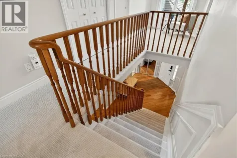 799 Hawkins Crescent Burlington ON L7S 2C2
