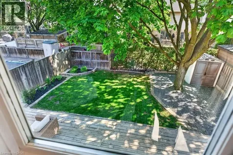 799 Hawkins Crescent Burlington ON L7S 2C2
