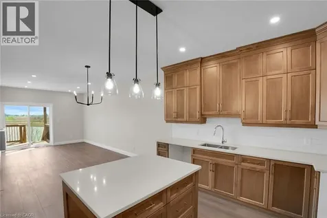 29 Weymouth Street Elmira ON N3B 0G3