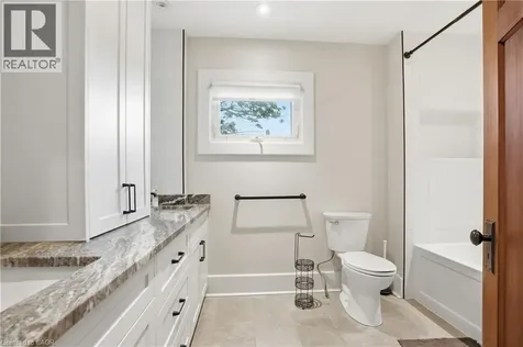 50 Park Road North Grimsby ON L3M 2P3