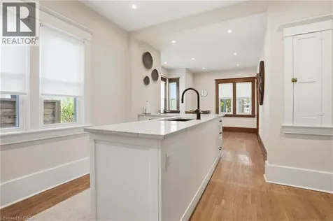 50 Park Road North Grimsby ON L3M 2P3