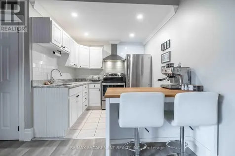 21 Richmond Street Brantford ON N3T 3X9