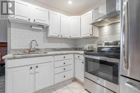 21 Richmond Street Brantford ON N3T 3X9