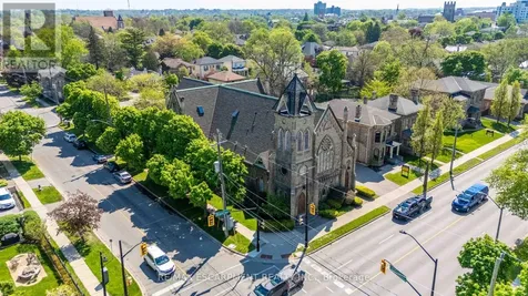 21 Richmond Street Brantford ON N3T 3X9