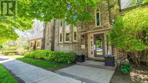 21 Richmond Street Brantford ON N3T 3X9