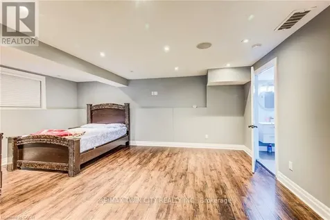 78 Dolman Street Woolwich ON N0B 1M0