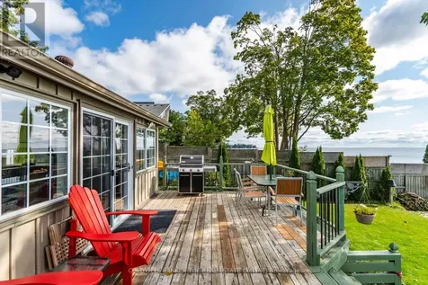 115 Lakeshore Road West Oro-medonte ON L0L 1E0