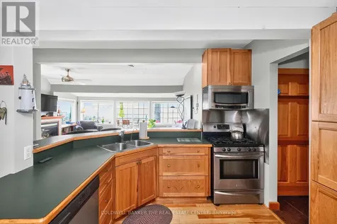 115 Lakeshore Road West Oro-medonte ON L0L 1E0