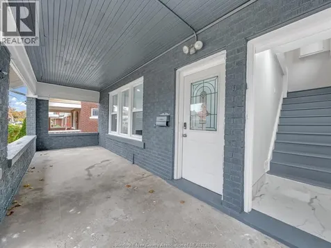 406 Partington Windsor ON N9B 2N5