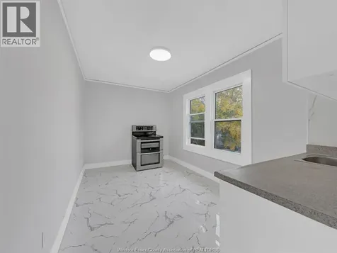 406 Partington Windsor ON N9B 2N5