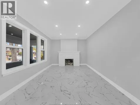 406 Partington Windsor ON N9B 2N5
