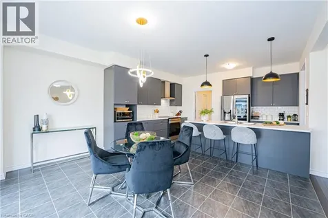 22 Oaktree Drive Caledonia ON N3W 0E6