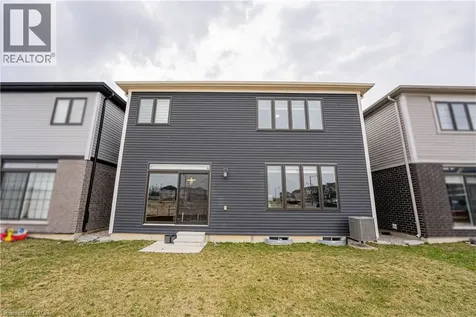 22 Oaktree Drive Caledonia ON N3W 0E6