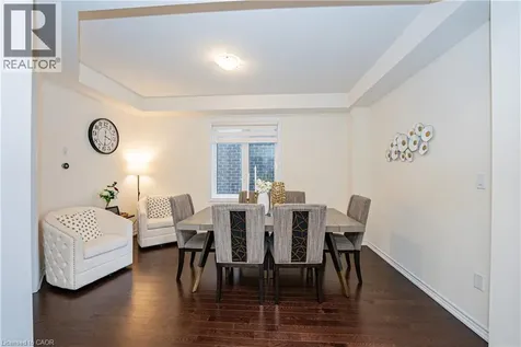 22 Oaktree Drive Caledonia ON N3W 0E6