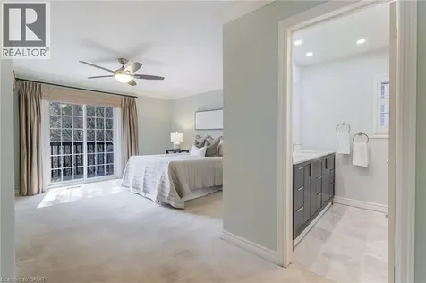 148 Briar Hill Crescent Hamilton ON L9G 3S9