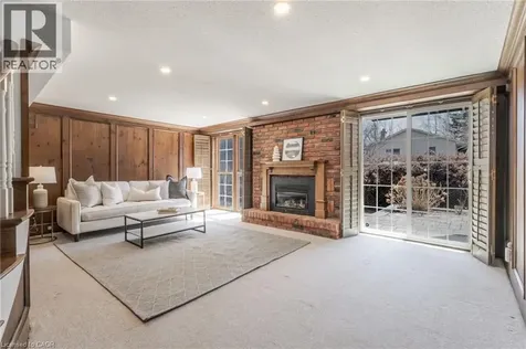 148 Briar Hill Crescent Hamilton ON L9G 3S9