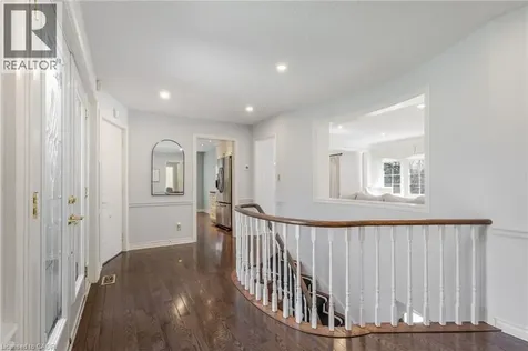 148 Briar Hill Crescent Hamilton ON L9G 3S9
