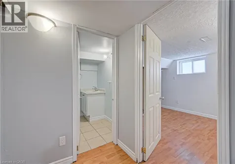 281 Courtland Avenue East Kitchener ON N2G 2V8