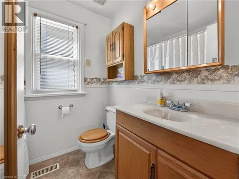 16 Brodick Street Hamilton ON L8S 3E4