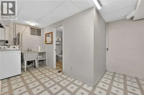 16 Brodick Street Hamilton ON L8S 3E4
