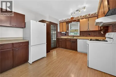 16 Brodick Street Hamilton ON L8S 3E4