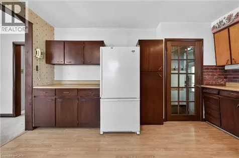 16 Brodick Street Hamilton ON L8S 3E4