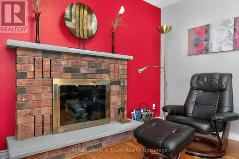 101 Peel Street Penetanguishene ON L9M 1C3