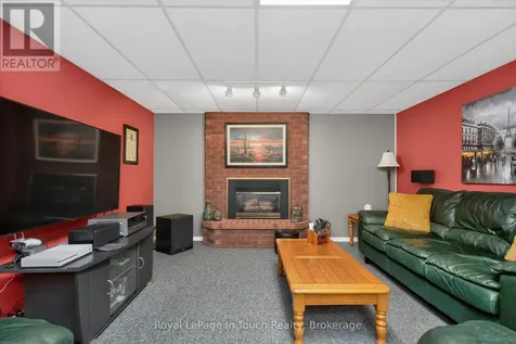 101 Peel Street Penetanguishene ON L9M 1C3