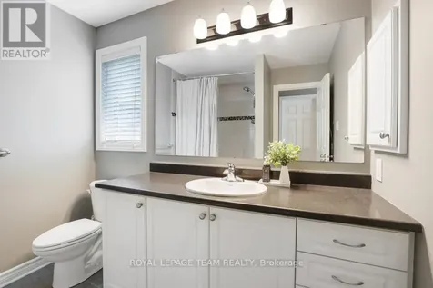 406 Pillett Street Ottawa ON K2J 5S3
