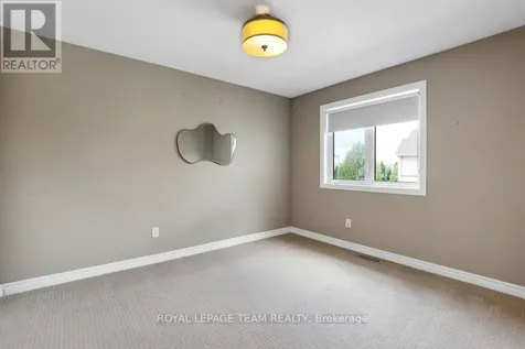 406 Pillett Street Ottawa ON K2J 5S3