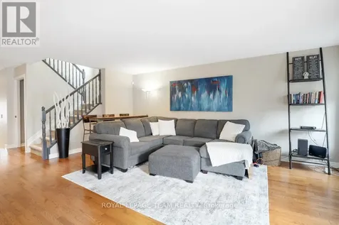 406 Pillett Street Ottawa ON K2J 5S3