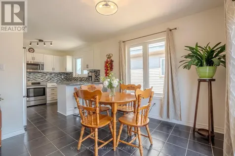 19 Grand Poplar Lane Wasaga Beach ON L9Z 0C7