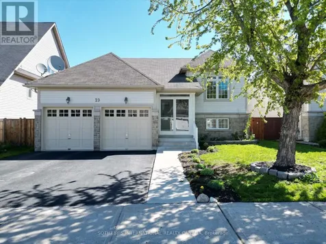 19 Grand Poplar Lane Wasaga Beach ON L9Z 0C7