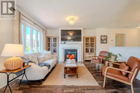 19 Grand Poplar Lane Wasaga Beach ON L9Z 0C7