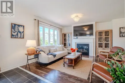 19 Grand Poplar Lane Wasaga Beach ON L9Z 0C7